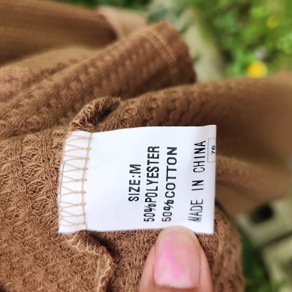 MAVERICK, Women's Fall Overside, Pullover Brown Caramel, Boxy Fall, Winter Top - Picture 8 of 8